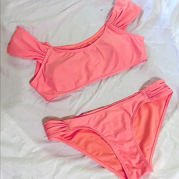 Off the shoulder 2pc Bikini NWOT - Picture 2 of 11